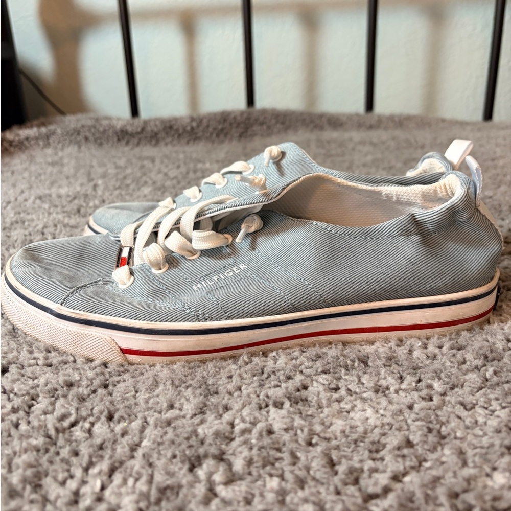 Tommy Hilfiger Light Blue Canvas Sneakers Womens 8.5 Lace Up Casual Preppy - Picture 4 of 11